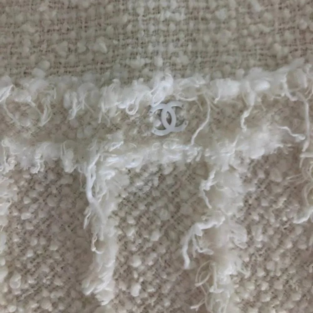 Authentic Chanel Dress - Picture 9 of 12